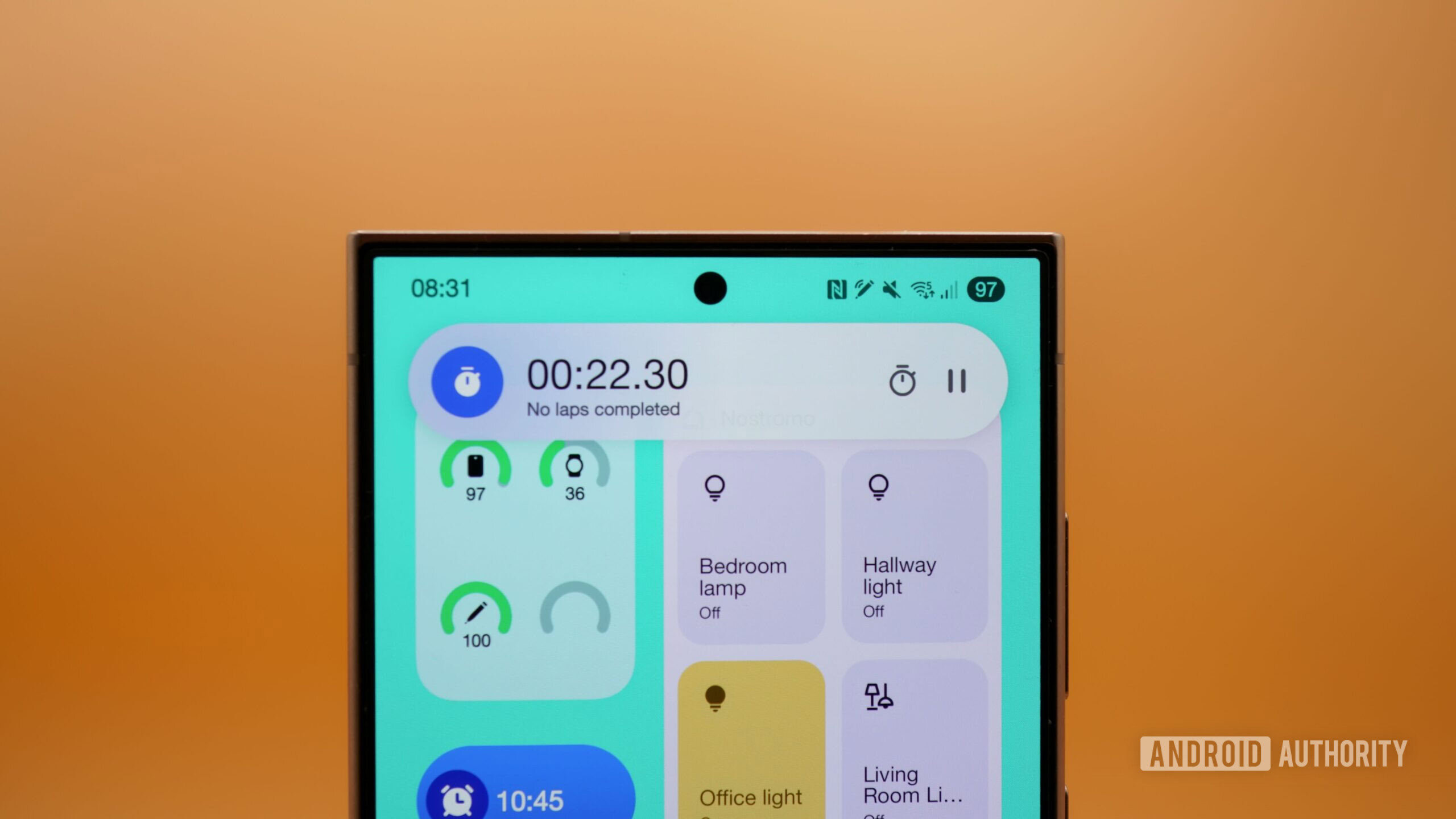 Galaxy S24 Ultra owners are annoyed by wasted space in One UI 7’s status bar