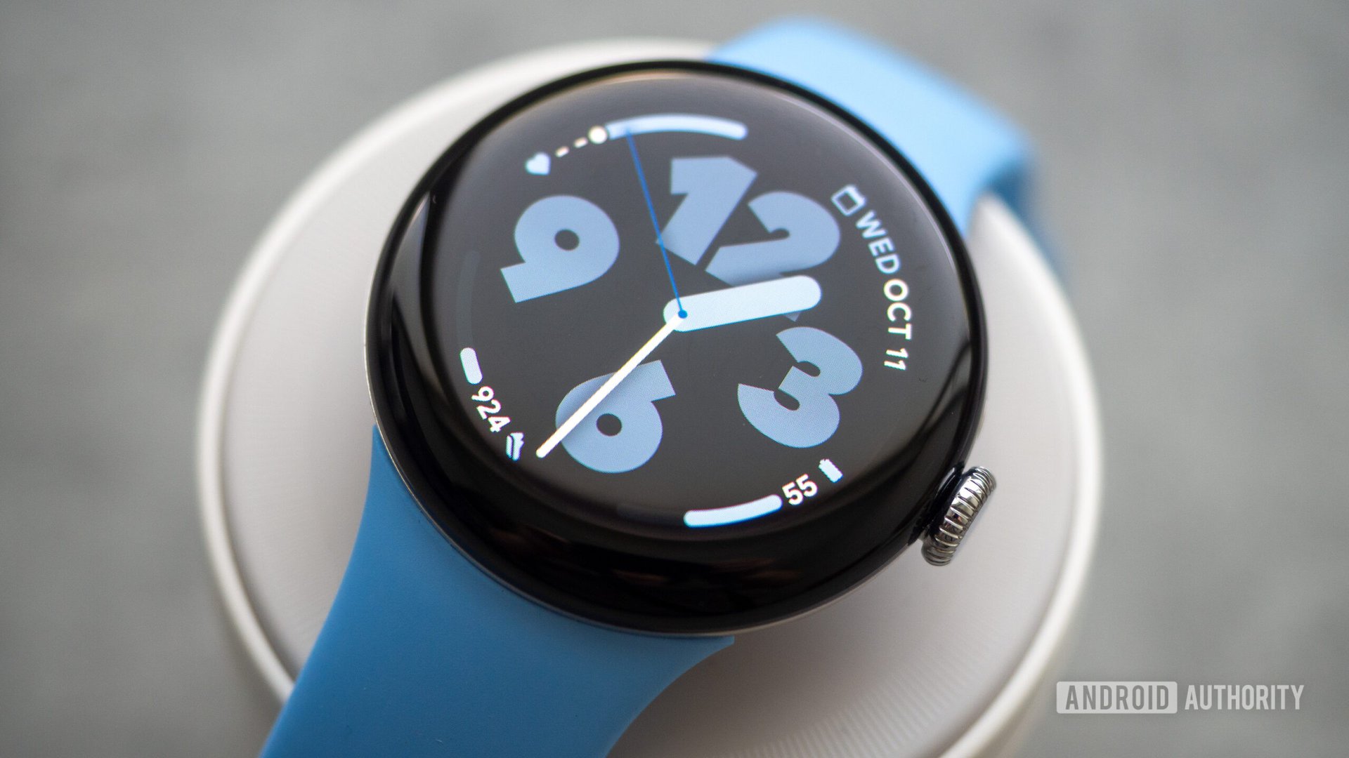 Google Pixel Watch 2 plunges to $149.99 in best deal of the year
