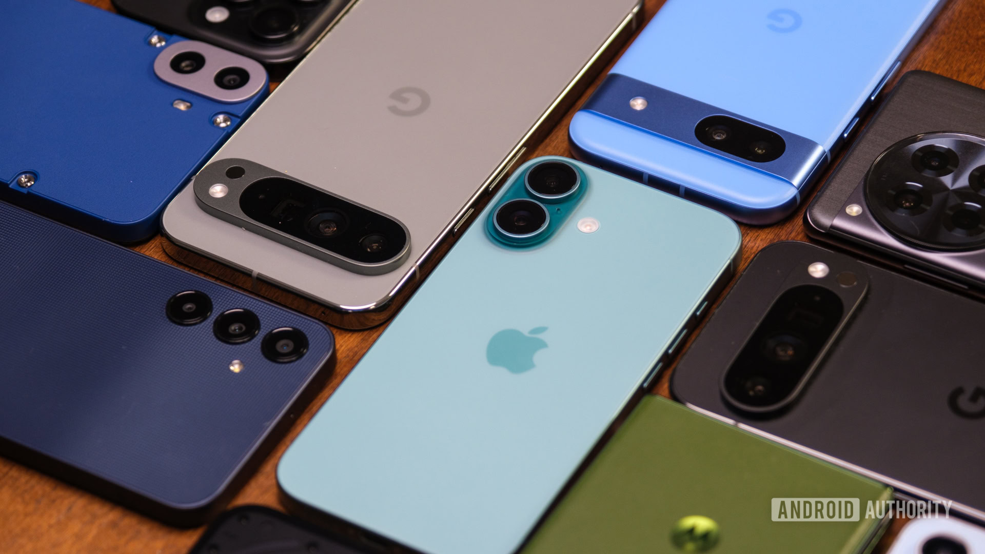 Trump wants Android phones made in the USA, but it’s never happening