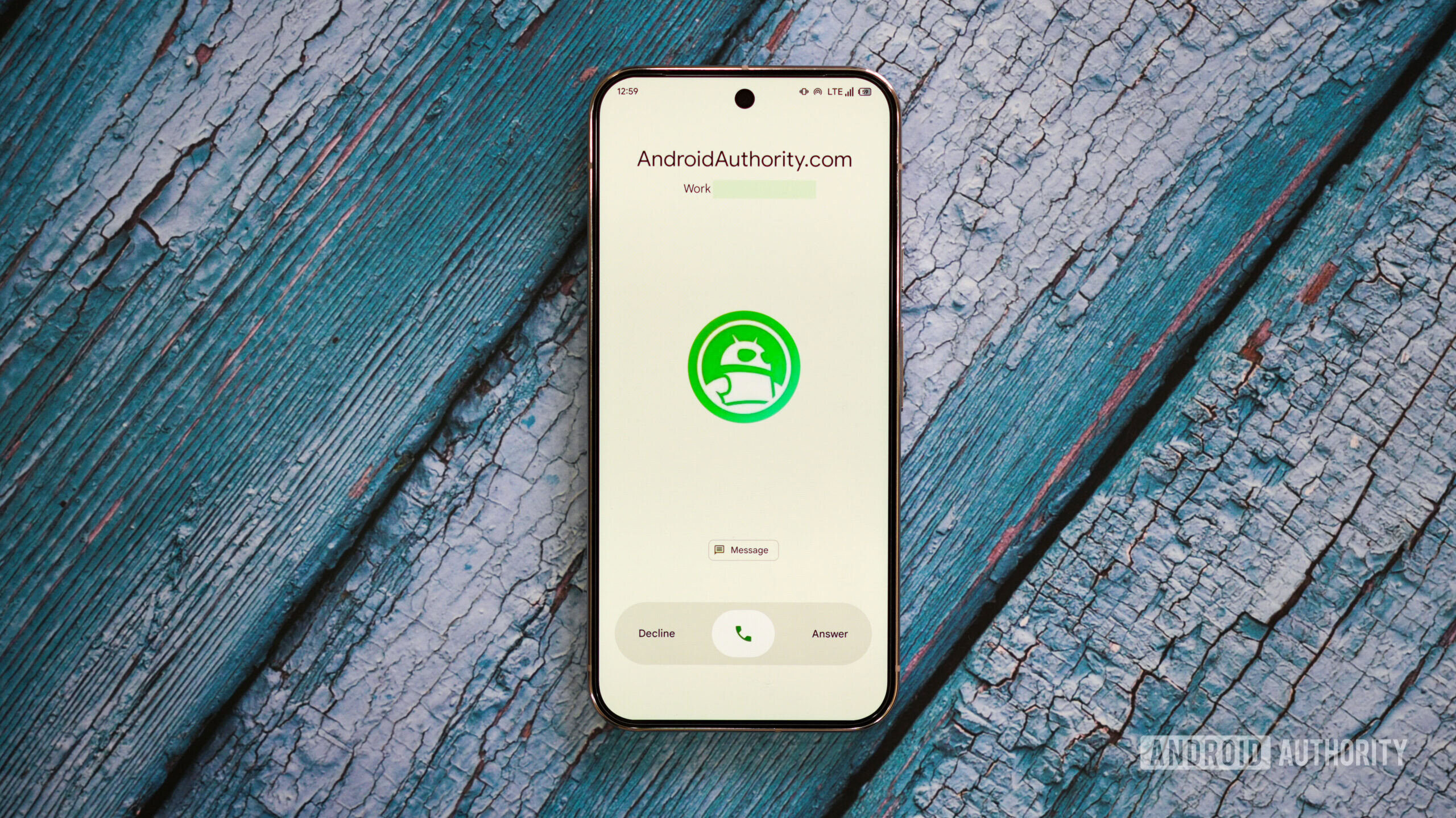 Google Phone’s incoming call screen could get a facelift you can choose (APK teardown)