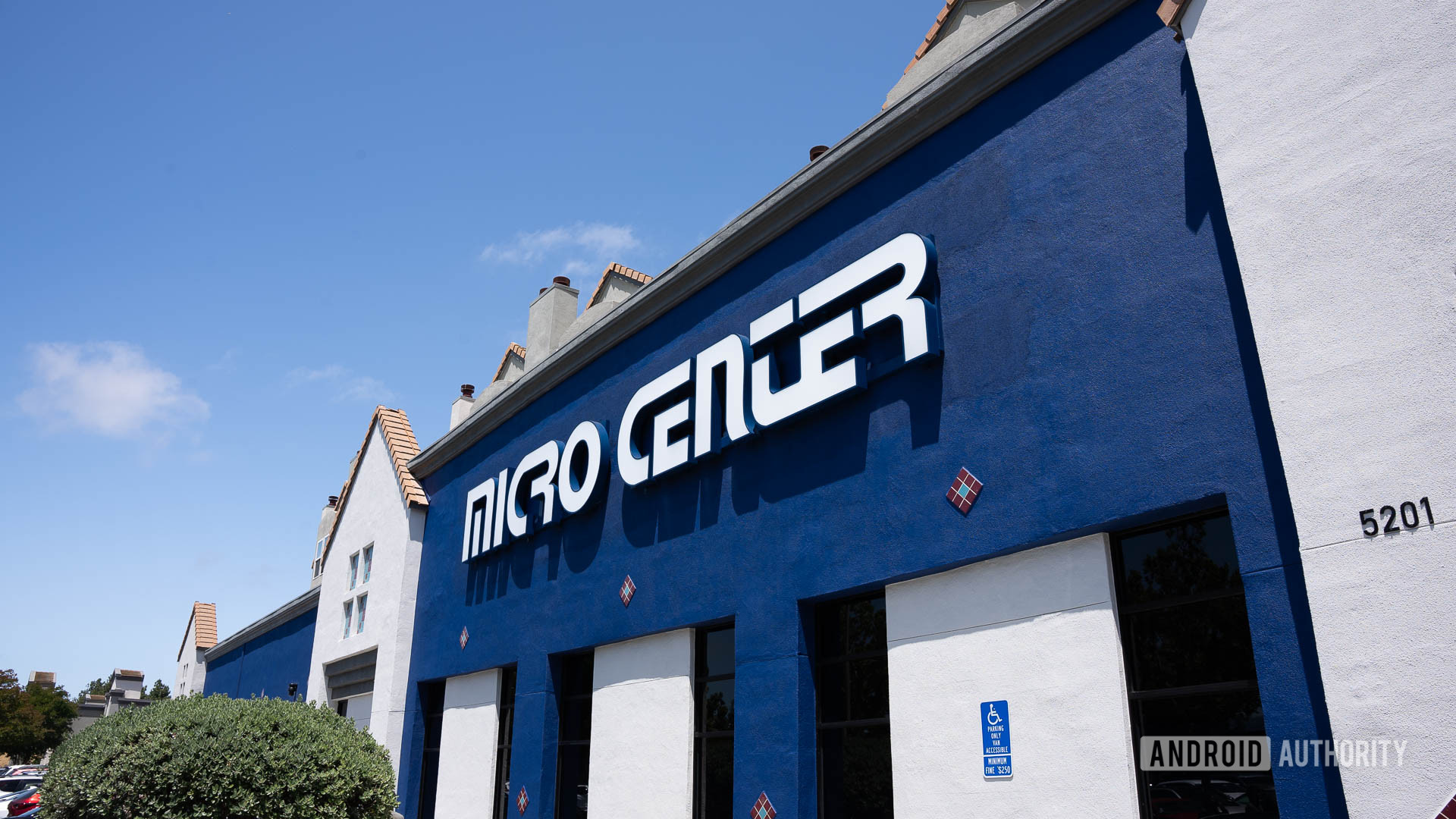 I finally have tech geek paradise nearby, and I’m so excited