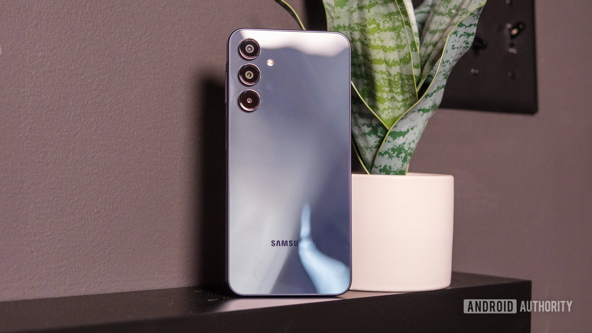 2025’s best-selling Android phone just got even better with the One UI 7 update