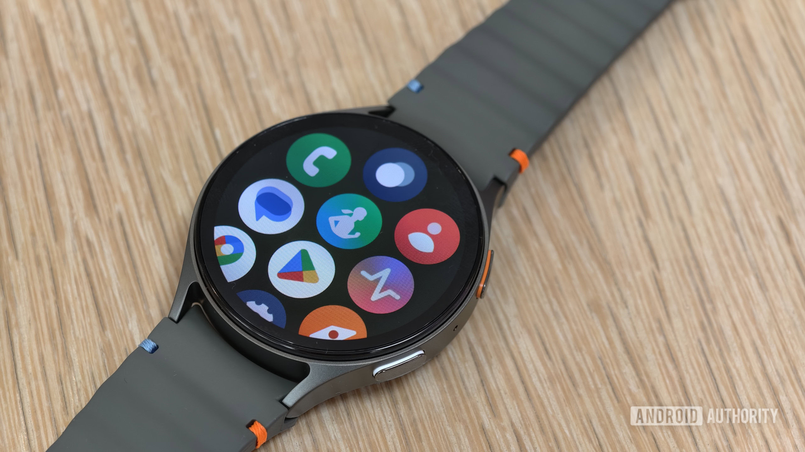 One UI 8 Watch leak reveals how Gemini will work on Wear OS (APK teardown)