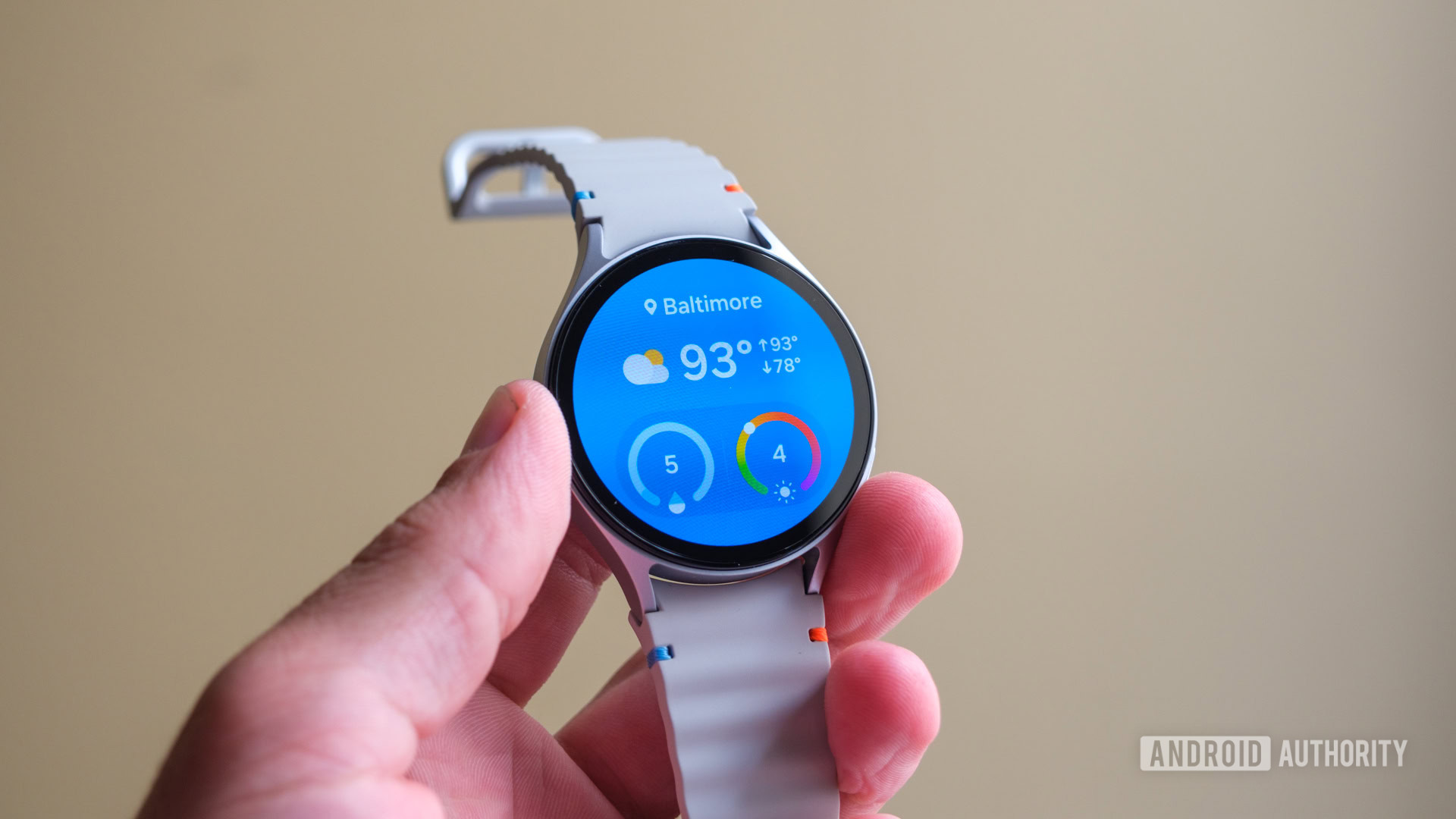 One UI 8 Watch is exploring half-size tiles, and here’s what they look like