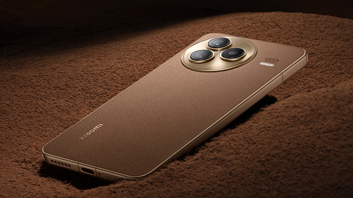 Starbucks should sell this ‘Iced Americano’ phone that smells like coffee
