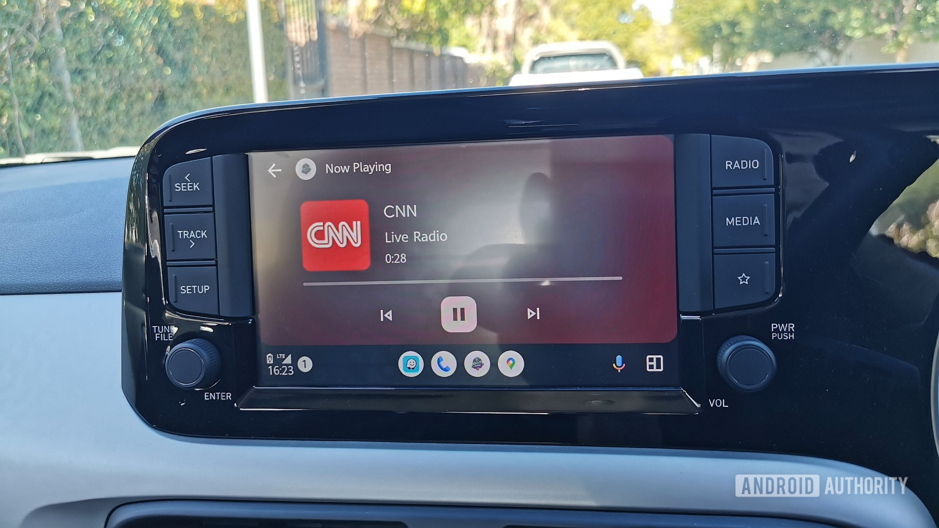 Android Auto could move your media buttons, and it has us scratching our heads (APK teardown)