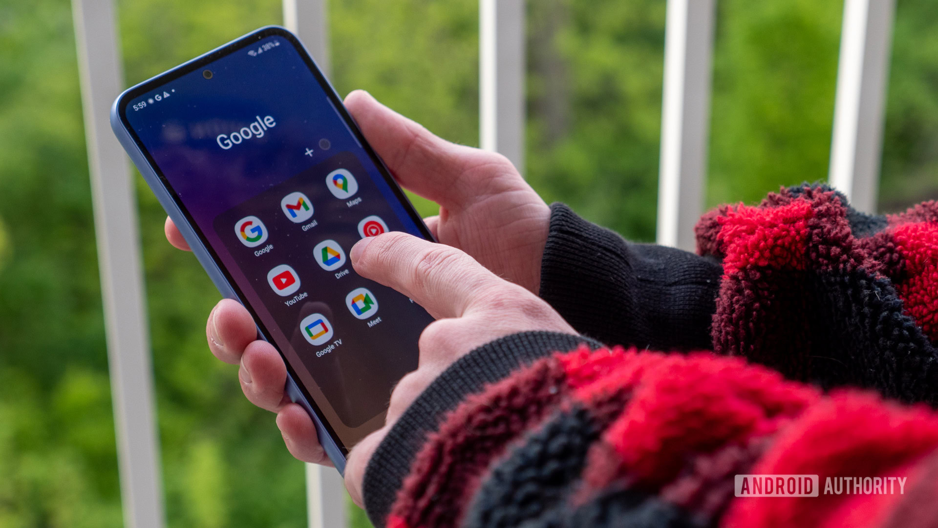 Google Drive’s floating action button may soon look like it should have all along (APK teardown)