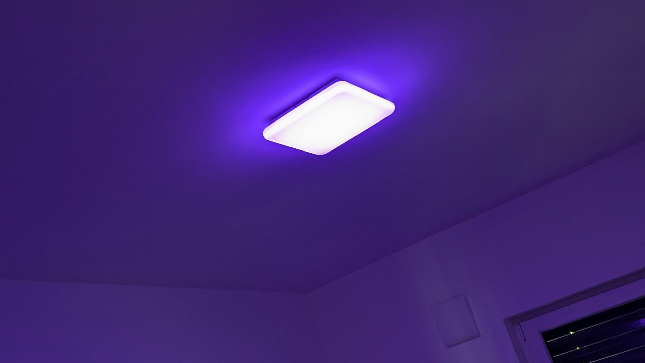 Philips Hue vs IKEA smart lights: I made my choice, and I don’t regret it