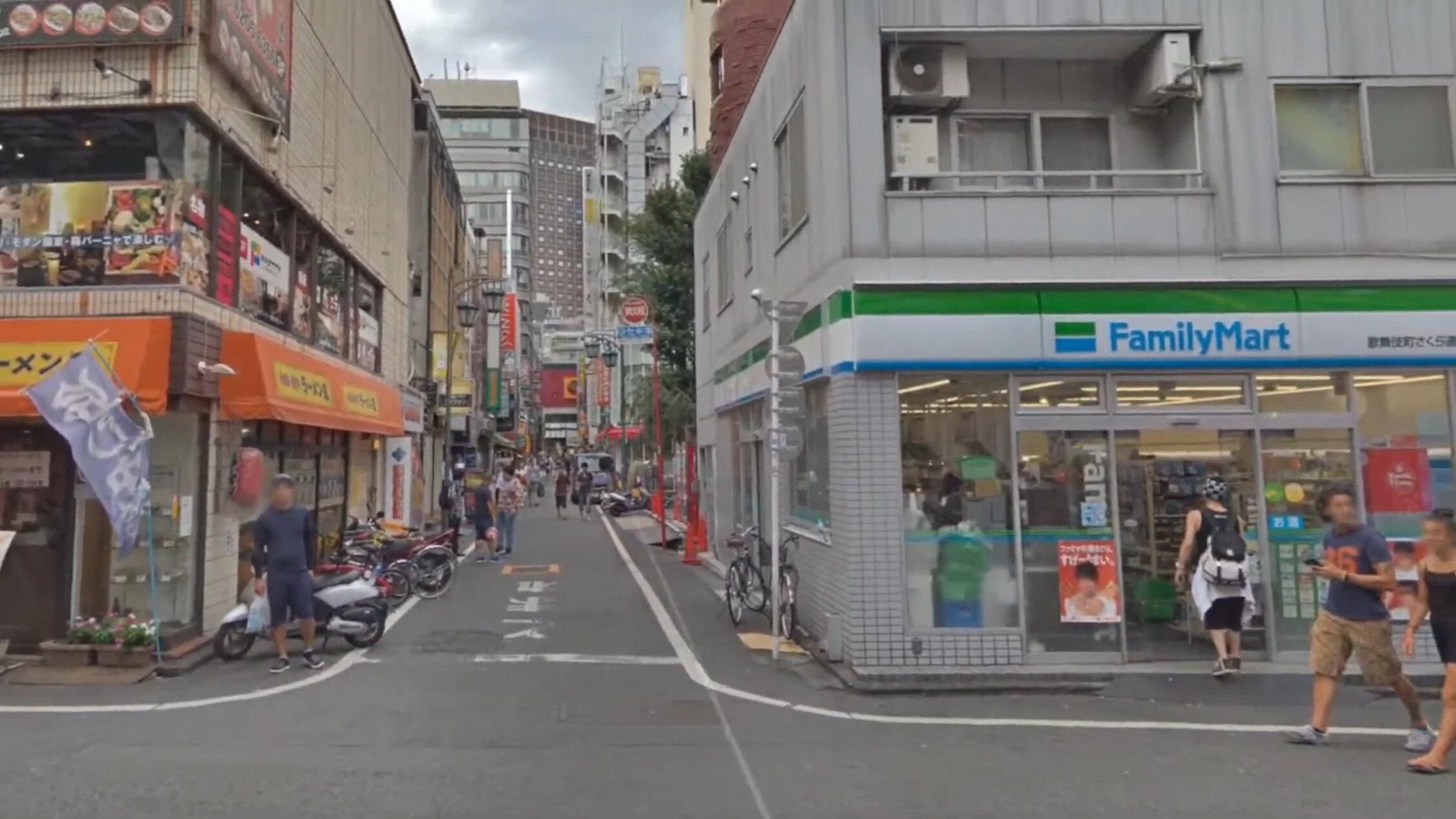 This forgotten Google app let me explore Tokyo like an open world game, and it’s surreal